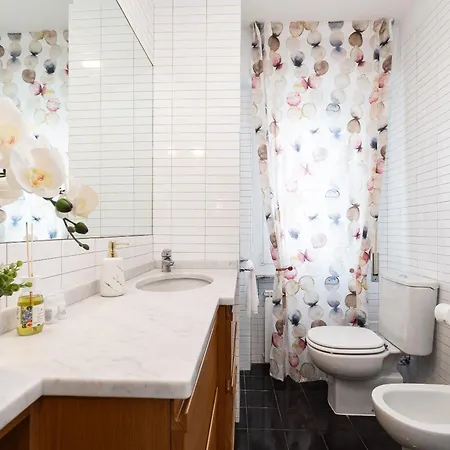 Nest Of Elegance - 5 Minuti Dalla Stazione - 斯培西亚