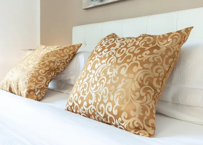 Nest Of Elegance - 5 Minuti Dalla Stazione - Apartman